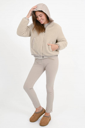 Cropped Shearling-Bomberjacke in Chantilly