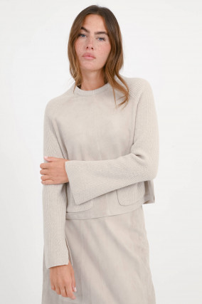 Wollpullover mit Veloursleder in hellem Greige