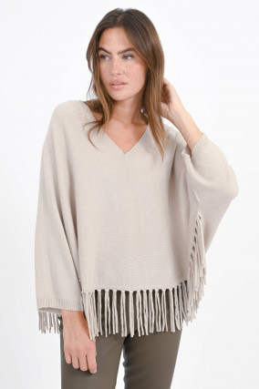 Poncho/Pullover mit Fransenkante in Sand