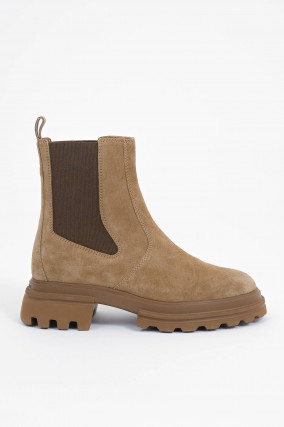 Veloursleder Stiefelette in Camel