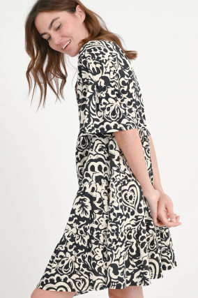 Jerseykleid ELY mit Volants in Creme/Schwarz