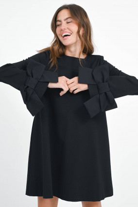 Kleid mit Schleifen-Details in Schwarz