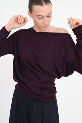 Strickshirt mit Raffungen in Aubergine