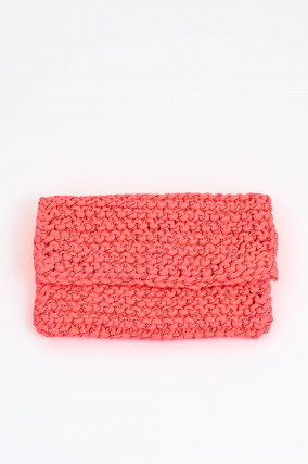 Gehäkelte Clutch in Neonpink