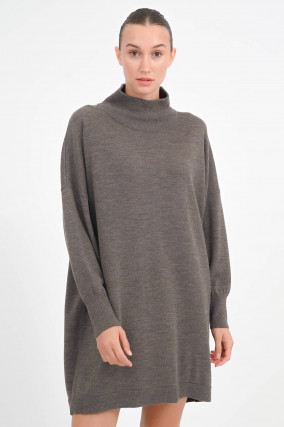 Oversize Kleid mit Ziernähten in Cacao