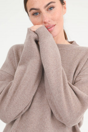 Cashmere-Pullover in Walnuss