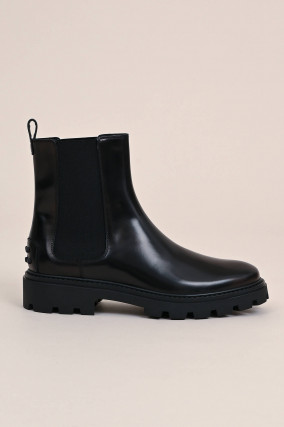 Chelsea Boots aus Leder in Schwarz