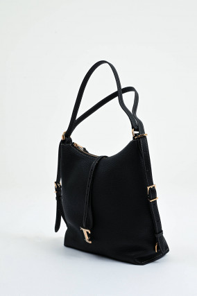 Tasche/Rucksack aus genarbtem Leder in Schwarz