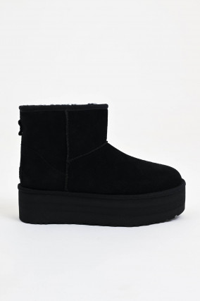 Lammfell-Boot CLASSIC MINI PLATTFORM in Schwarz