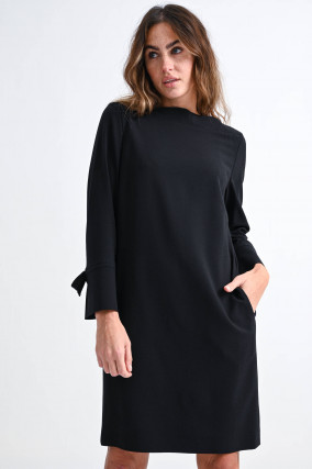 Kleid aus Woll-Mix in Schwarz