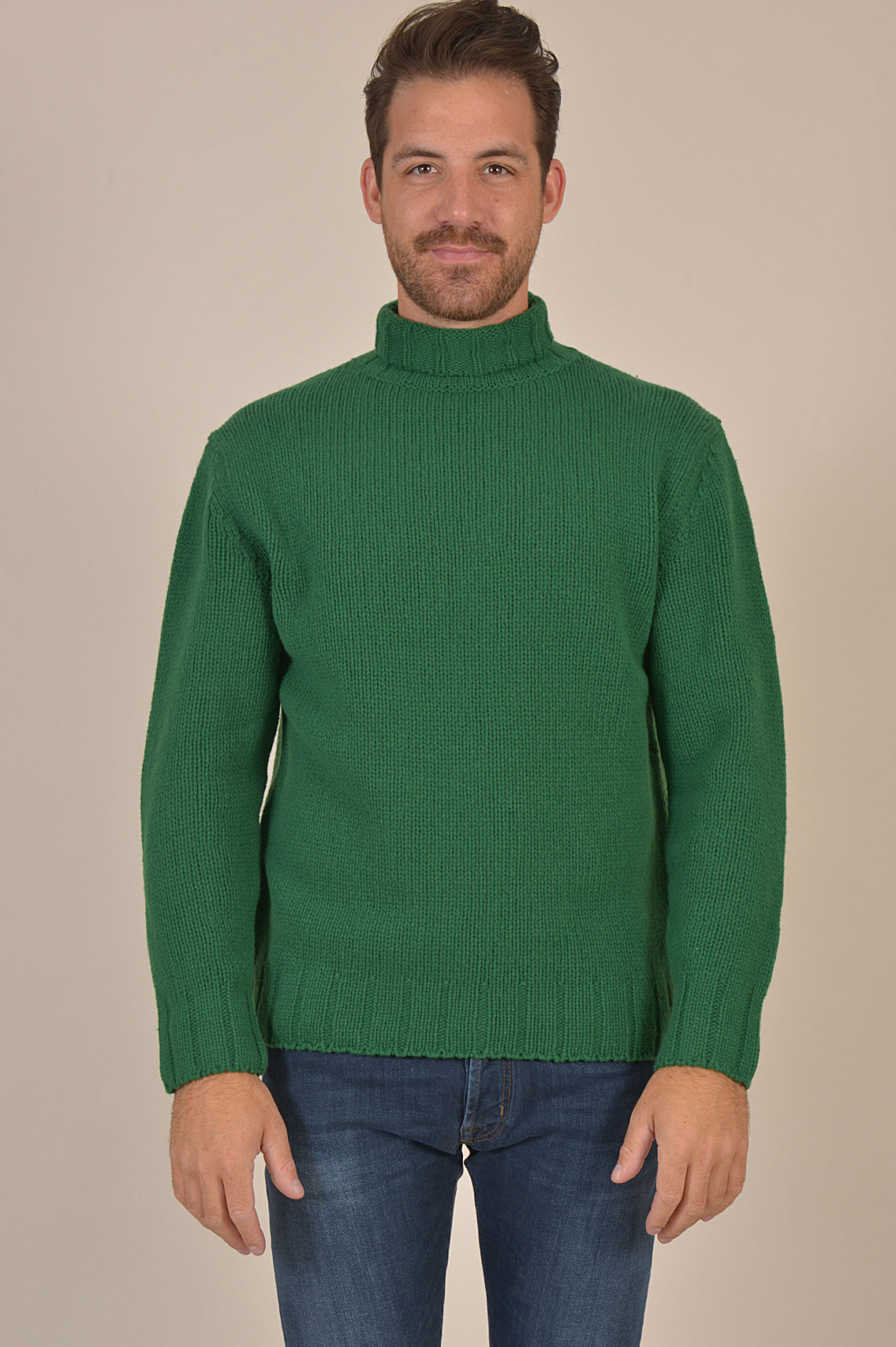 Closed rollkragenpullover clearance