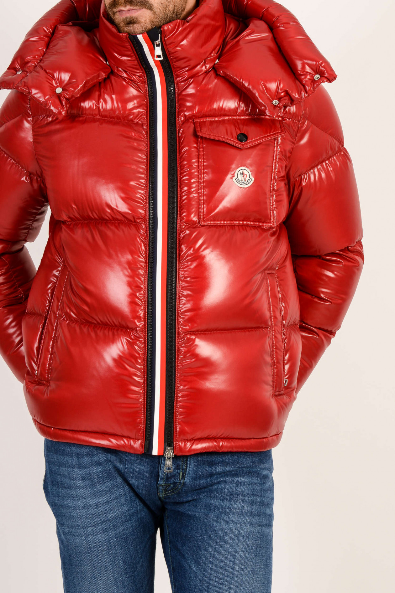 Moncler store montbeliard red