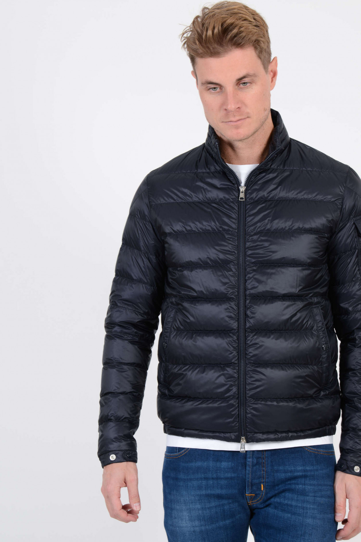Moncler dünne daunenjacke herren clearance