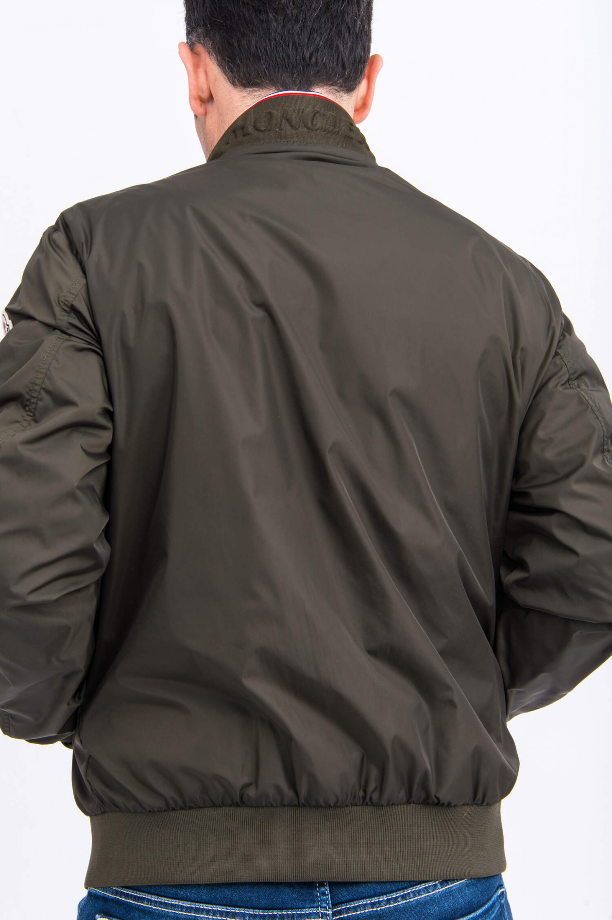 Moncler College Jacke REPPE in Oliv GRUENER.AT