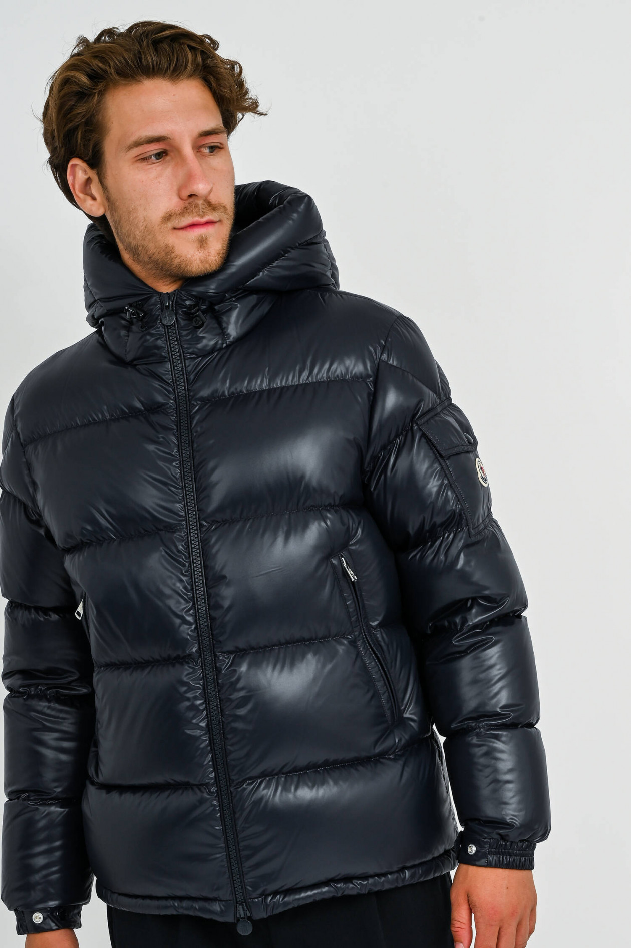 Moncler Ecrins Short Down Jacket Night Blue | ubicaciondepersonas.cdmx ...