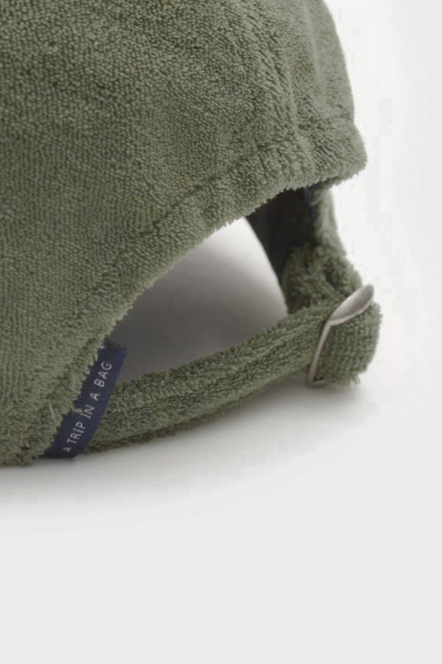 04651/ A trip in a bag Basecap aus Frottee in Jungle Green