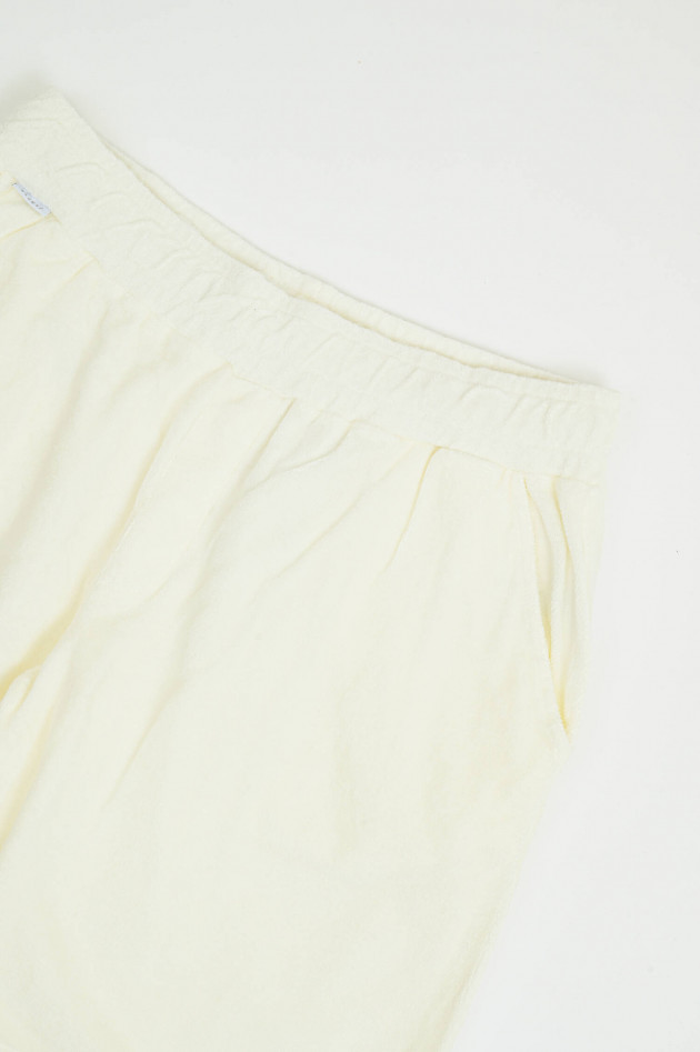 04651/ A trip in a bag Frottee-Bermudashorts in Ivory