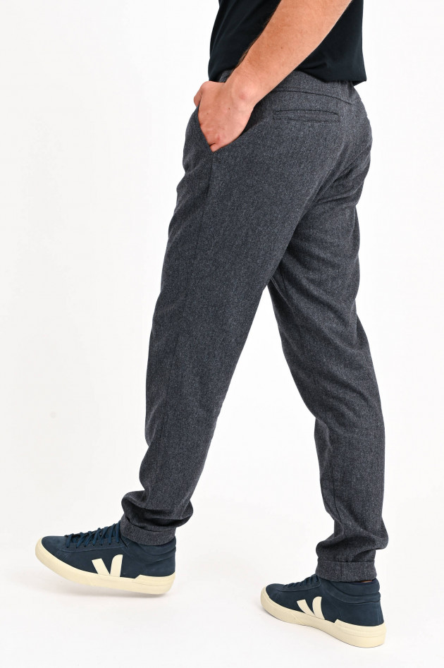 04651/ Sportliche Flanell-Hose in Grau