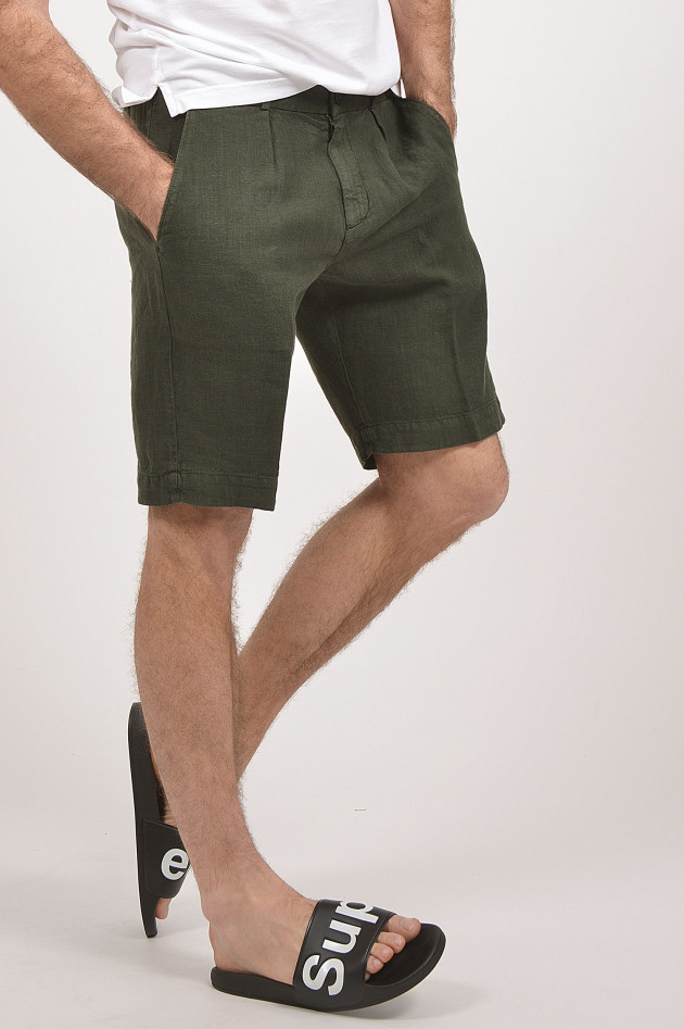 04651/ Shorts aus Leinen in Grün