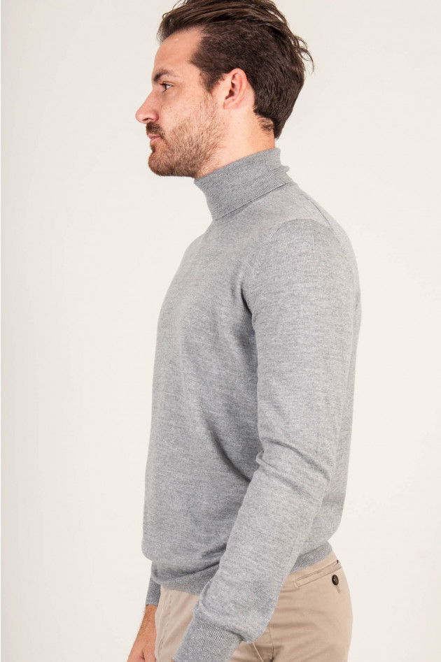 1868 Rollkragenpullover in Grau