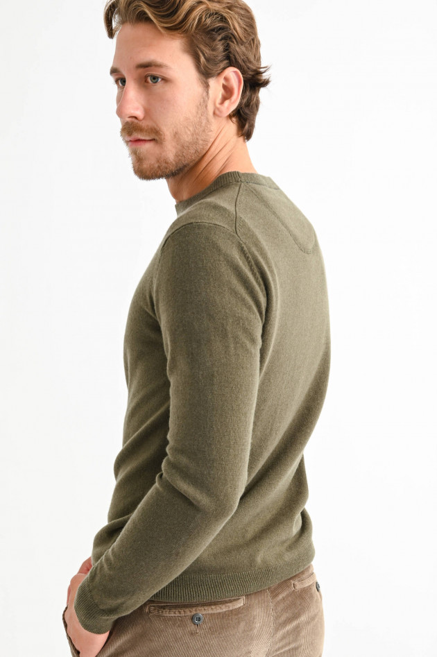 1868 Cashmere Pullover mit Rundhals in Oliv