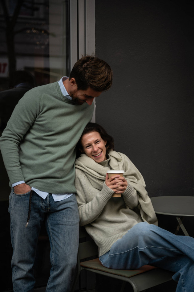 1868 Cashmere Strickpullover in Salbei