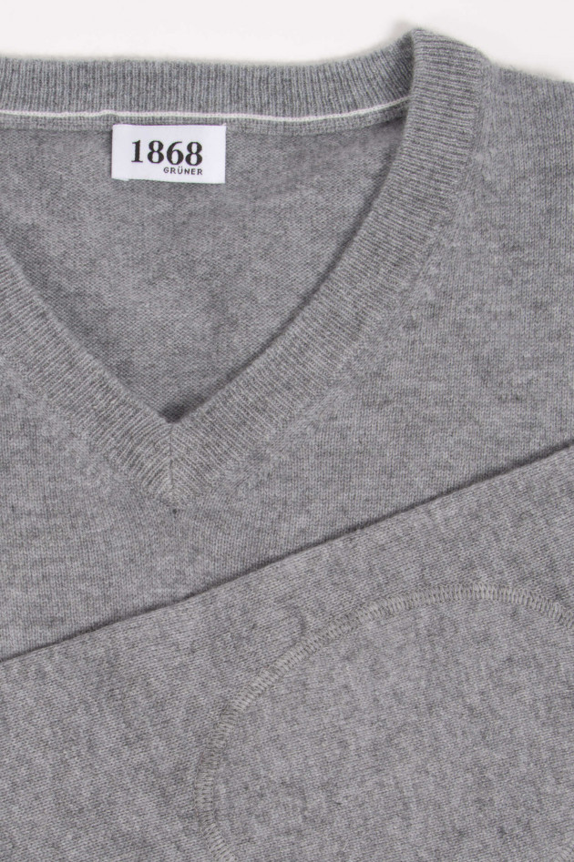 1868 Cashmere Pullover in Hellgrau
