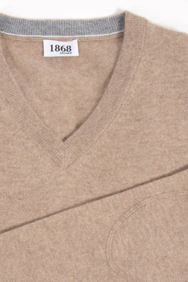 1868 Cashmere Pullover in Beige