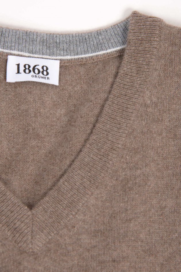 1868 Cashmere Pullover in Taupe