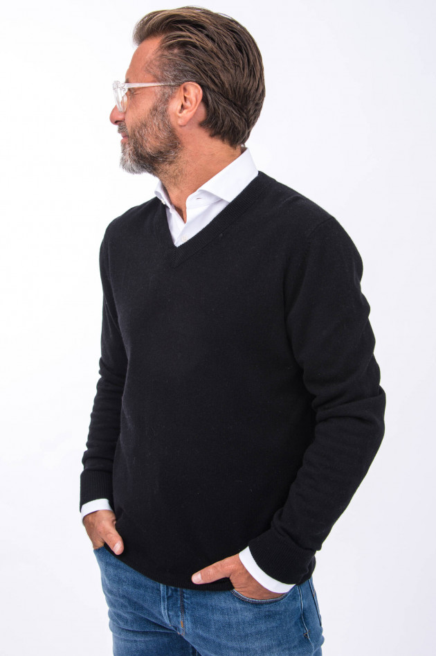 1868 Cashmere Pullover V-Neck in Schwarz