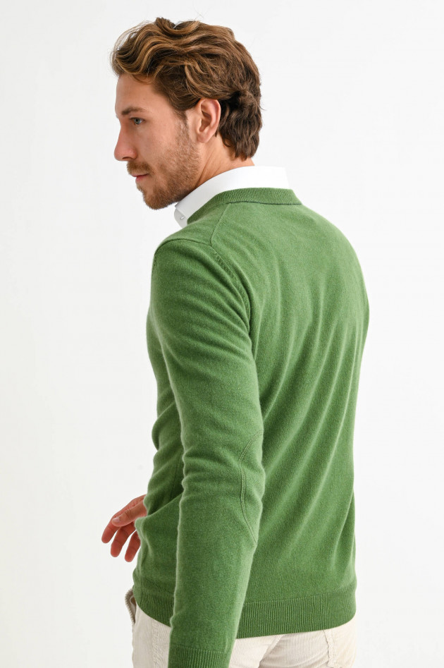 1868 Cashmere Pullover mit V-Ausschnitt in Apfelgrün