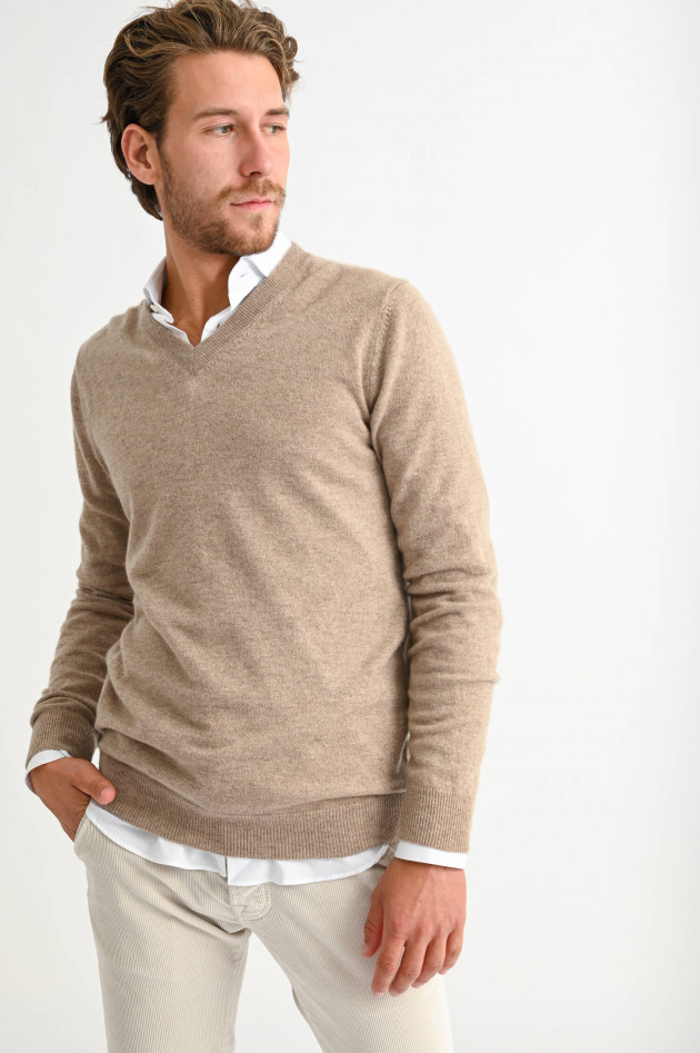 1868 Cashmere Pullover mit V-Ausschnitt in Taupe