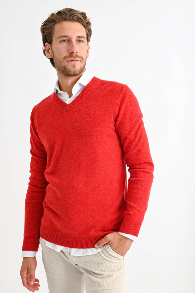 1868 Pullover mit V-Ausschnitt in Rot