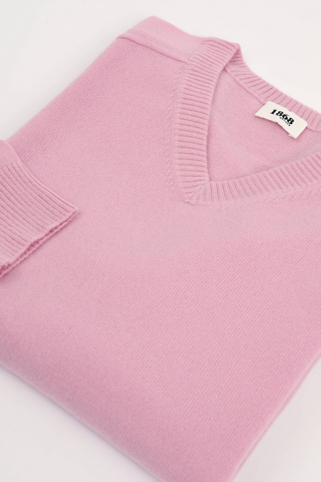 1868 Cashmere V-Neck Pullover in Rosa