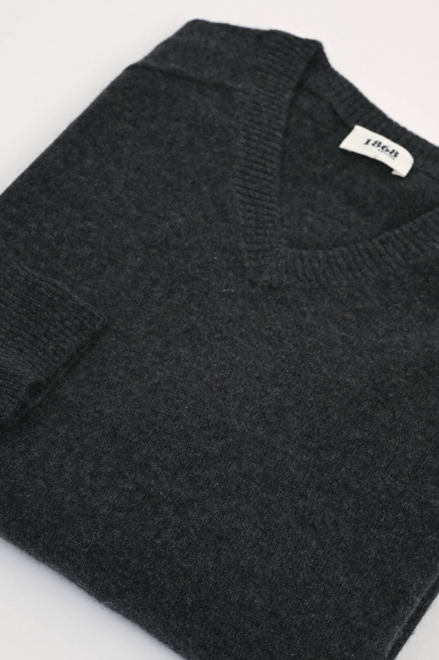 1868 Cashmere V-Neck Pullover in Anthrazit