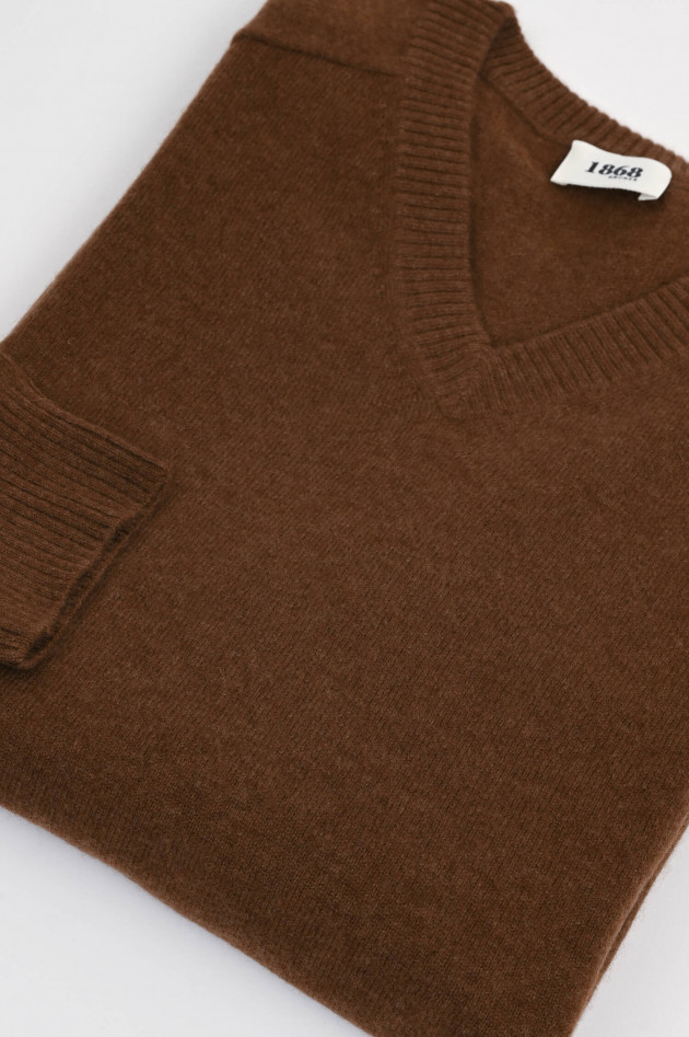 1868 Cashmere V-Neck Pullover in Braun