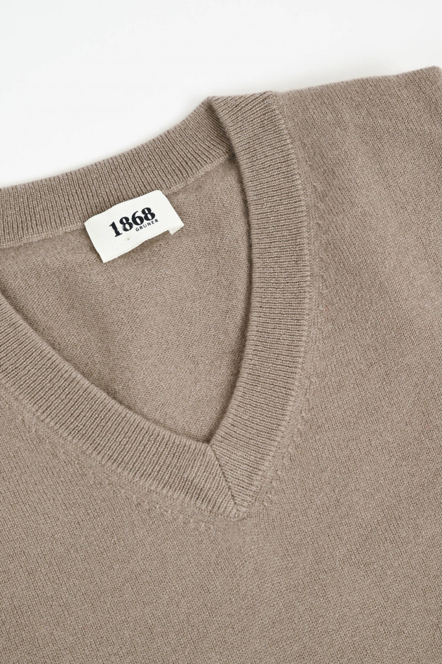 1868 Cashmere-Pullover mit V-Neck in Roasted Cashew