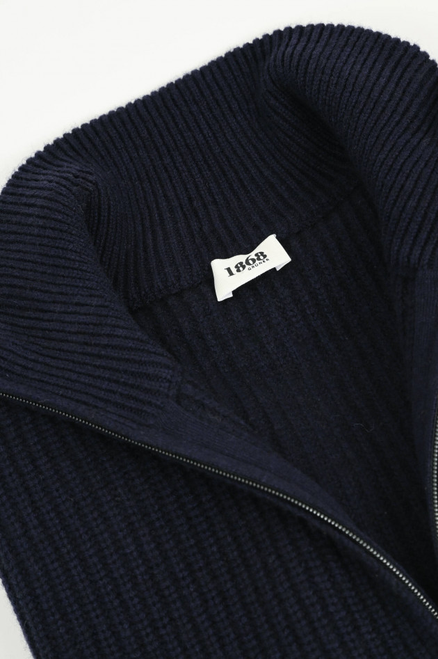 1868 Strickweste in Marine