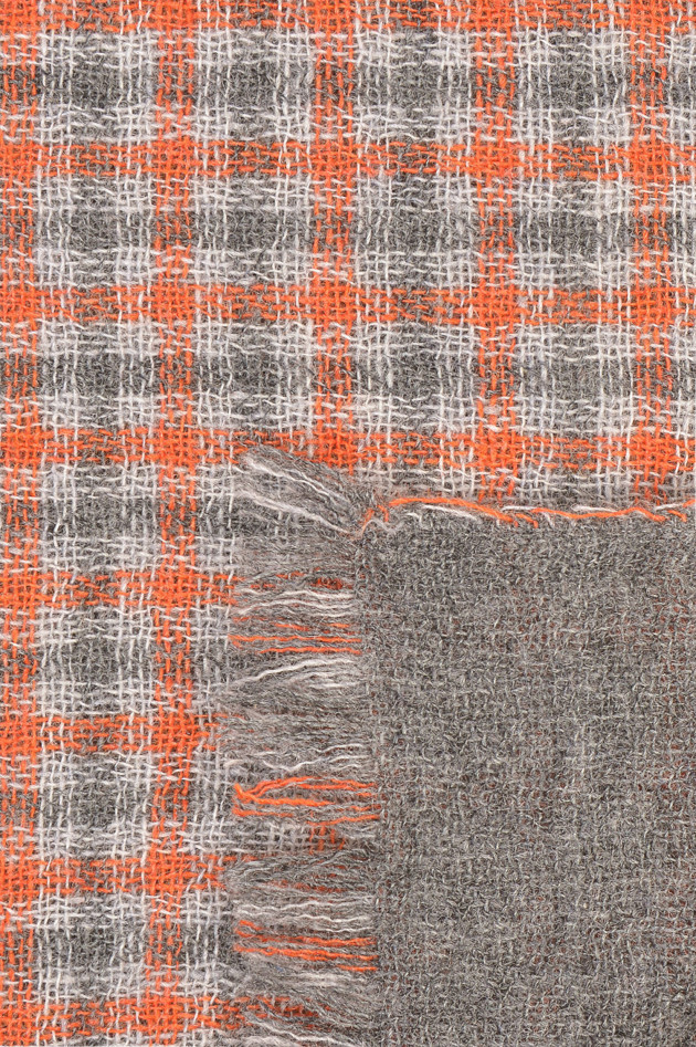 andrea's 1947 Cashmereschal in Orange/Grau gemustert