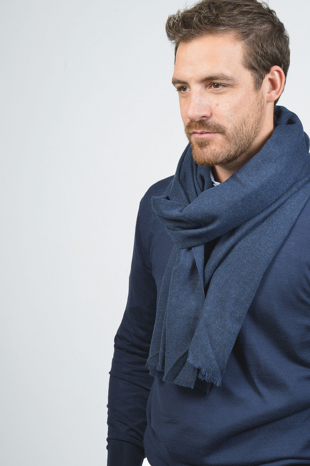 andrea's 1947 Cashmereschal in Blau