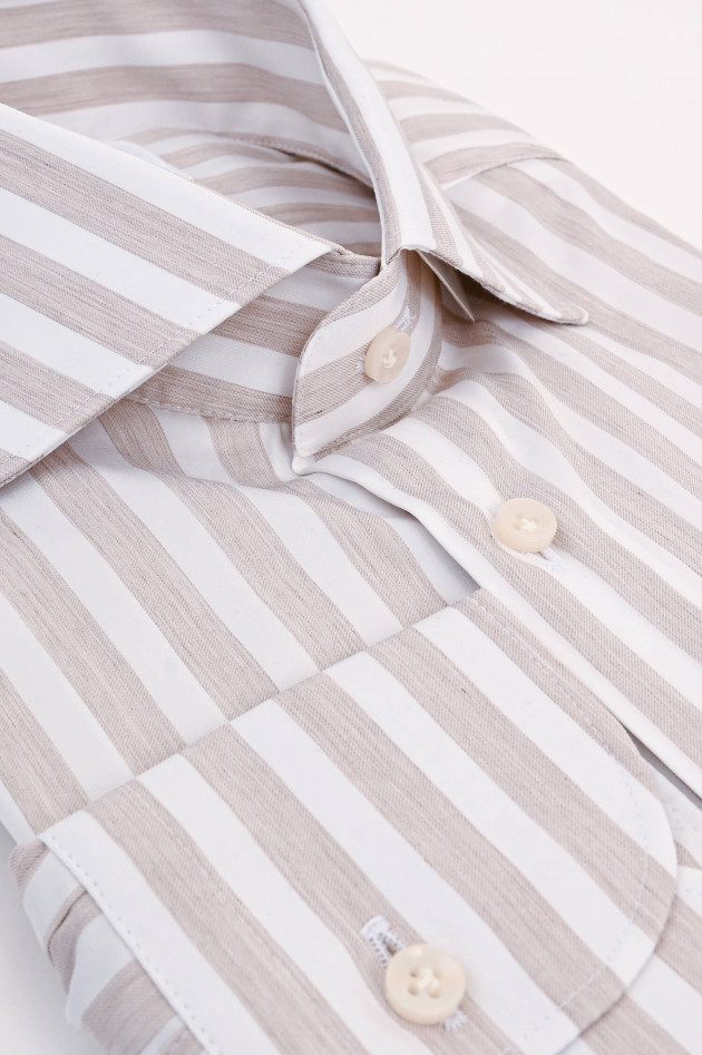 Artigiano Gestreiftes Hemd in Beige/Weiß