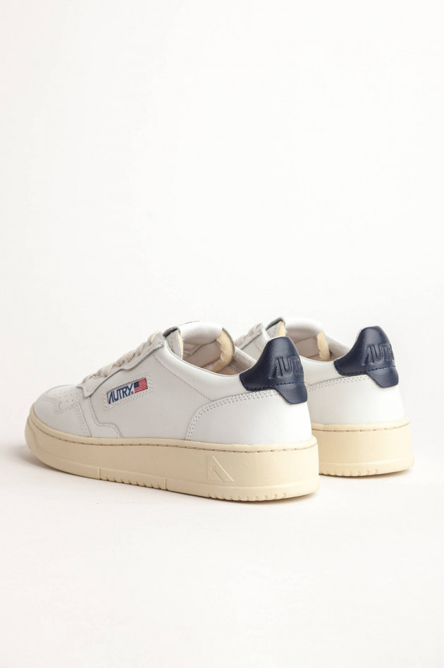 Autry Sneaker MEDALIST LOW CLASSIC in Weiß/Navy