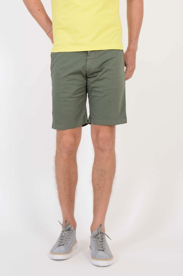 Berwich Short in Oliv