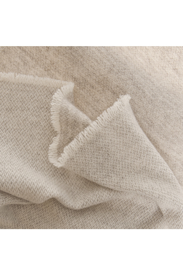 andrea's 1947 Cashmereschal in Beige