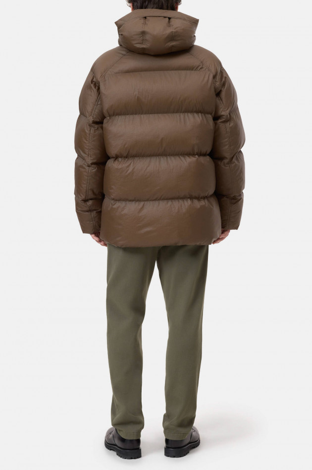 Closed Puffer-Jacket in Khaki