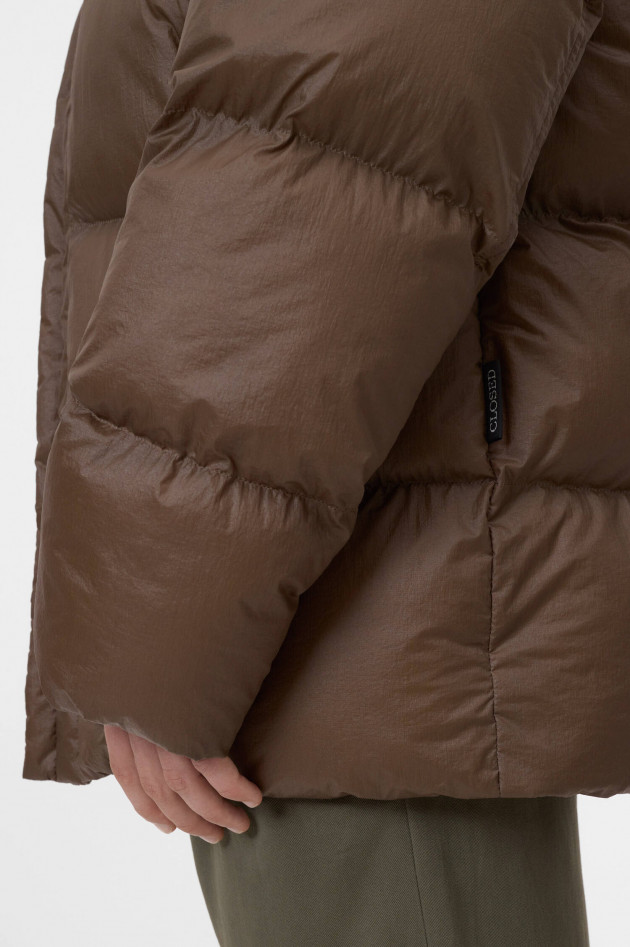 Closed Puffer-Jacket in Khaki