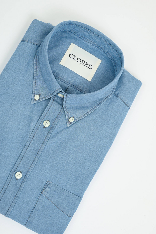 Closed Denim-Hemd mit Button-Down-Kragen in Light Blue