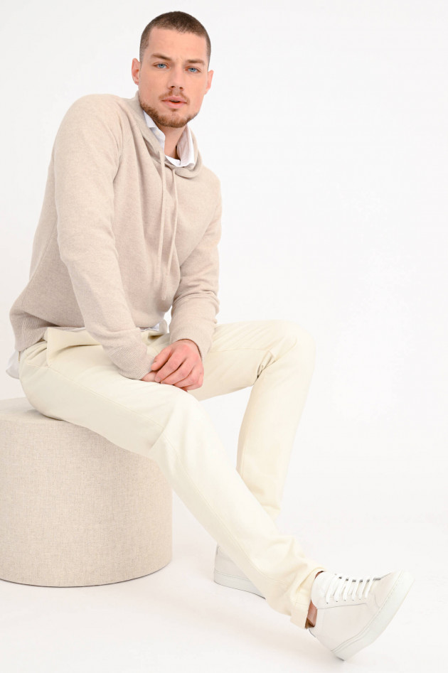 Closed Hose aus Bio-Baumwolle in Creme