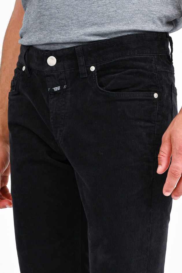 Closed Hose UNITY SLIM aus Cord in Schwazr