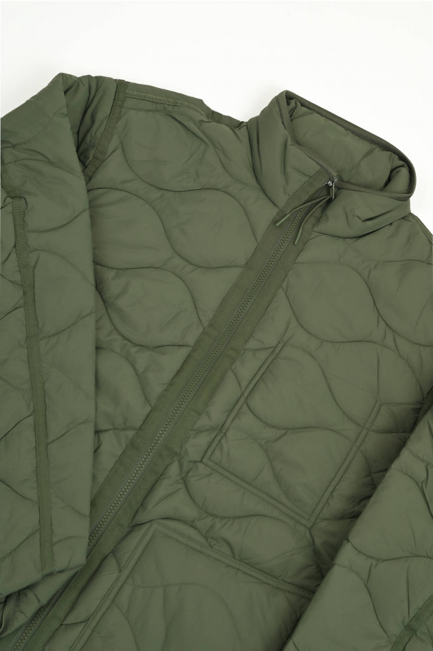 Closed Steppjacke in Oliv